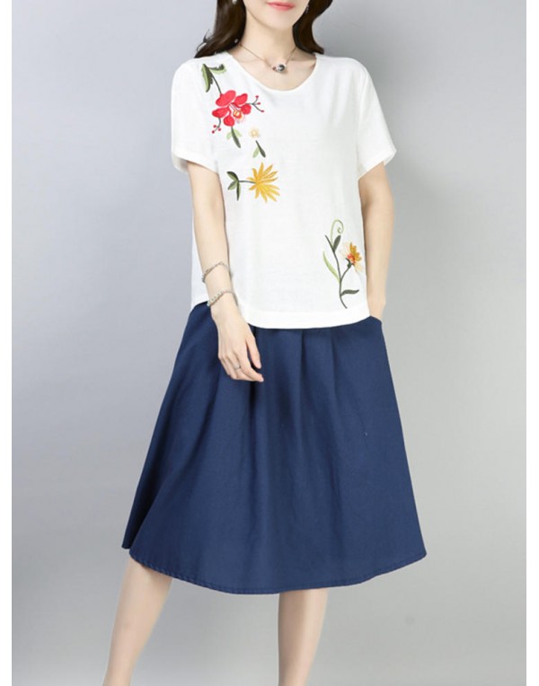 Casual Loose Embroidered O-Neck Short Sleeve Blouse for Women